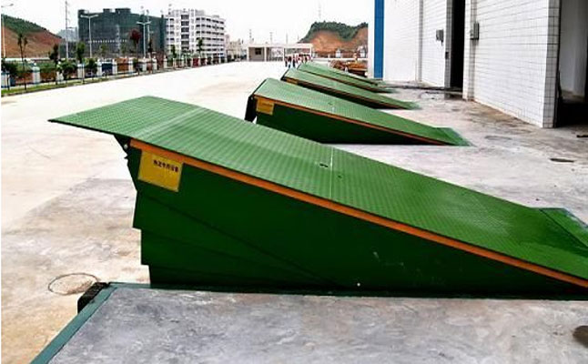 固定登车桥_如何安装与使用